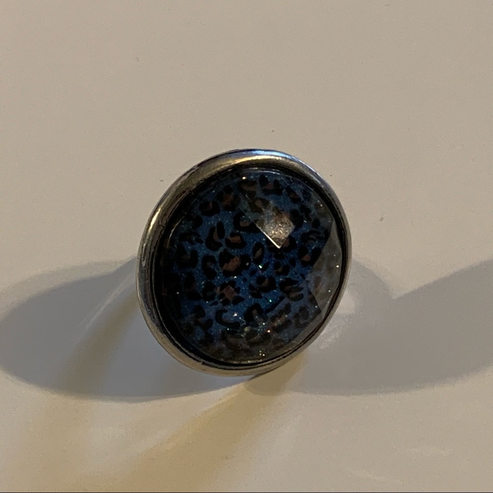 Holo Leopard Ring
